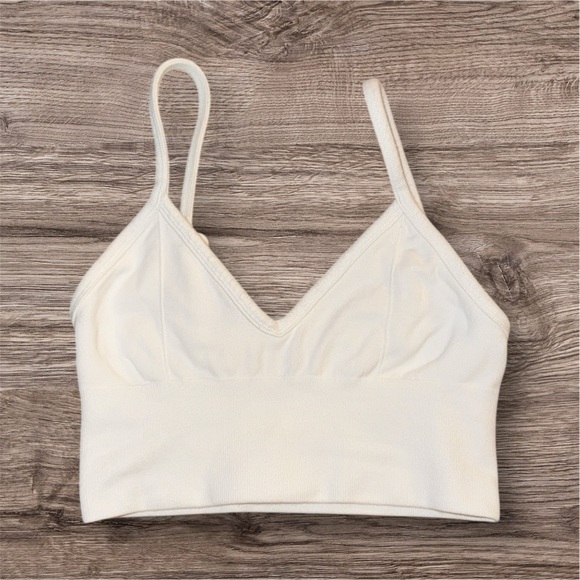 Alo Yoga Top - Picture 1 of 2